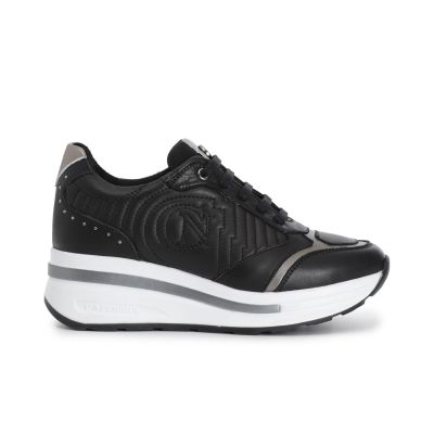 Cafènoir DN1004 Sneakers in in pelle con ricamo imbottito