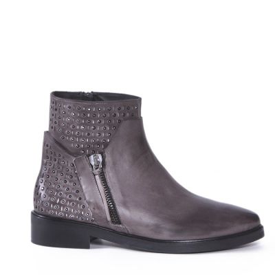 Stivaletto in pelle traforata con strass 2695 ALBANO